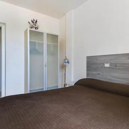 公寓 Casa Bonotto 代森扎诺-德尔加达