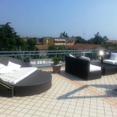 Casa Bonotto 아파트 데센자노델가르다
