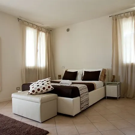 Lejlighed Casa Bonotto Desenzano del Garda